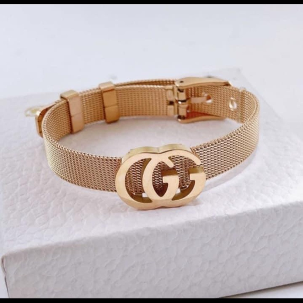 Bracelets - Picture 5 of 10